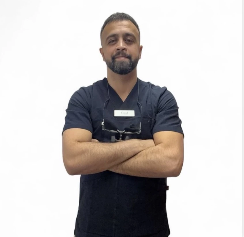 Omid Khatgar, tandläkare och klinikchef på Kinna Tandhälsa i Kinna